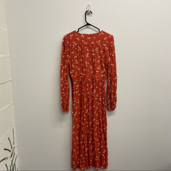 NEW - DYNAMITE LONG SLEEVE MAXI DRESS FLORAL FALL / SIZE SMALL - Picture 9 of 10